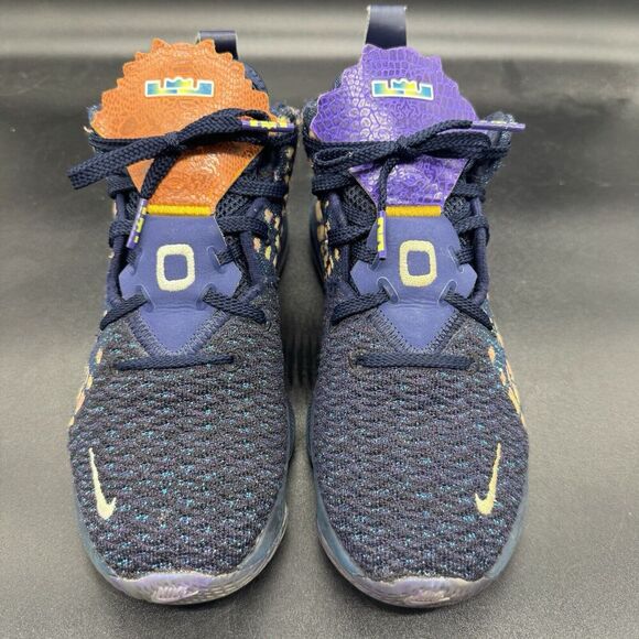 Nike LeBron 17 Monstars Big Kids 3Y Space Jam All Star Purple CW1037-400 EUC - Picture 3 of 7